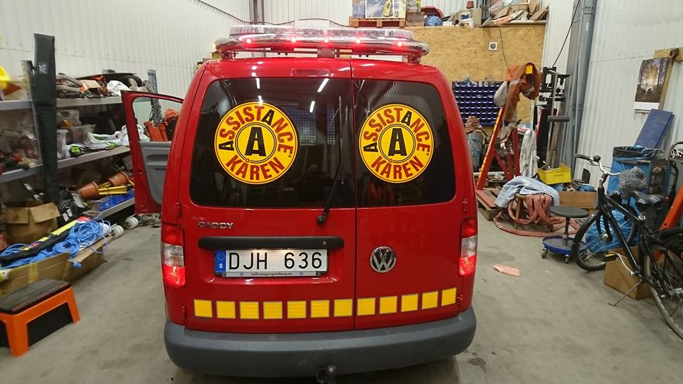 Baksidan av Tungbärgarna Västs bil